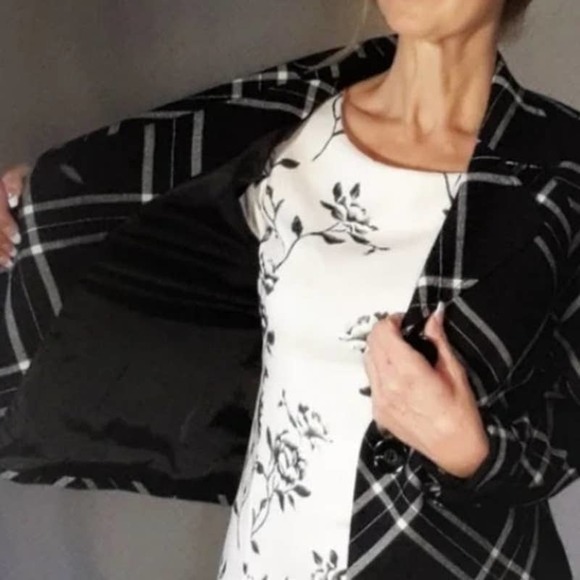 WOOL Career Jacket Black White French Styled Boxy Short Blazer Geometric Sz 8 - Picture 14 of 17